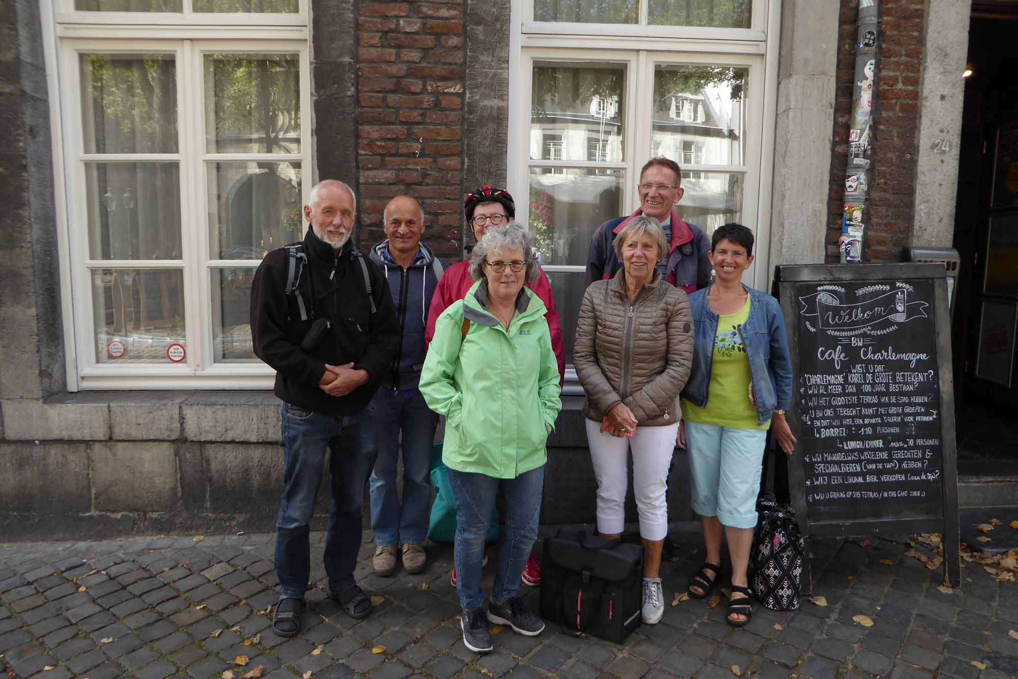 36_Bij_café_in_Maastricht.jpg